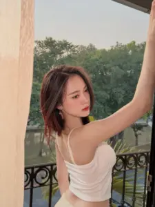 Auie Pornsawan 22
